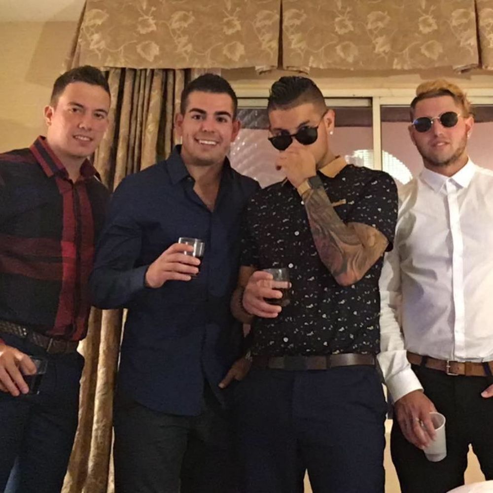 Meet your Posher, Derek